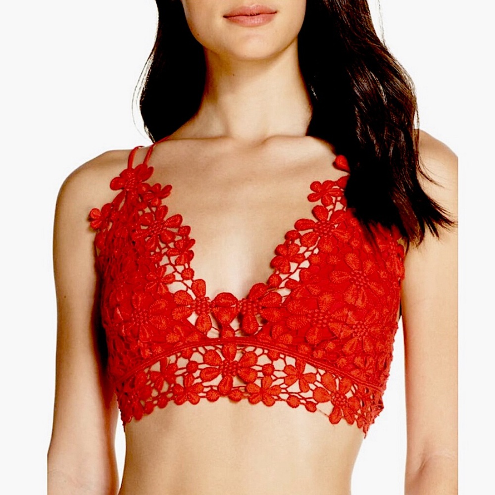 NEW INTIMATELY FP Red Floral Crochet Daisy Crop Top Bralette Sm NWT - Picture 5 of 7